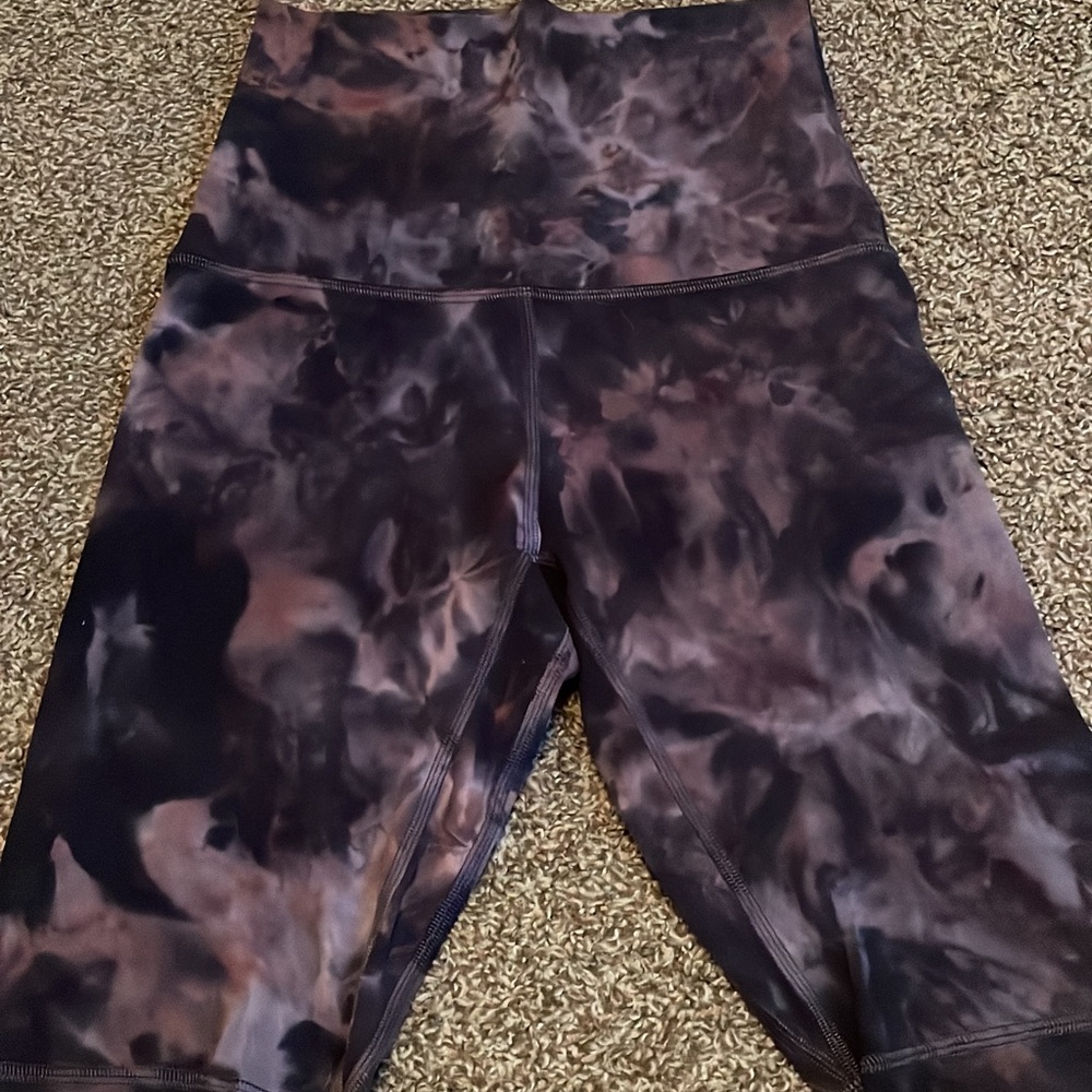 Lululemon align shorts 10in size 4 Diamond dye